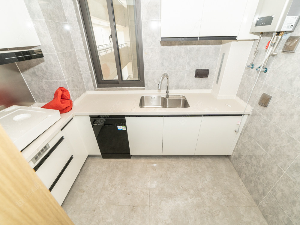 常州绿地香港名墩道在售二手房源室内图_小牛看房