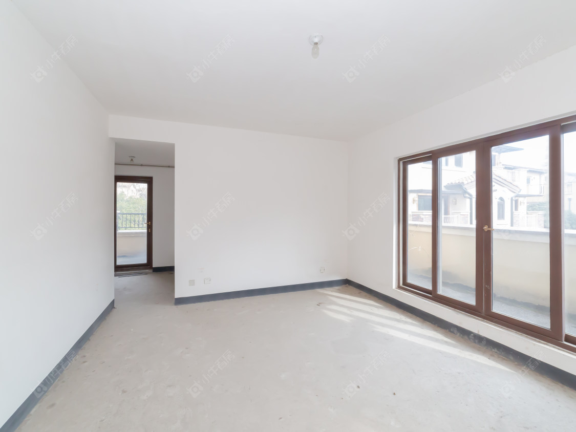 常州龙湖原山别墅区在售二手房源室内图_小牛看房