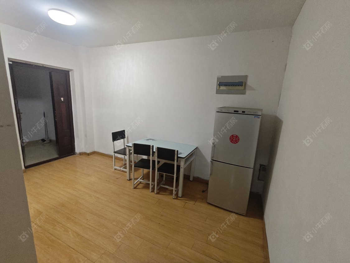 常州绿地峰云汇在租房源室内图_小牛看房