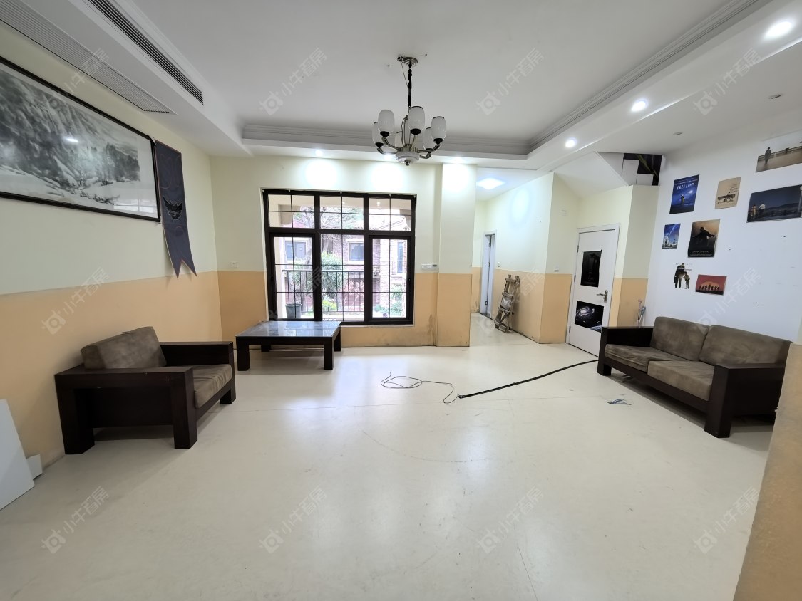 常州龙湖香醍漫步别墅区5室2厅3卫出租_小牛看房