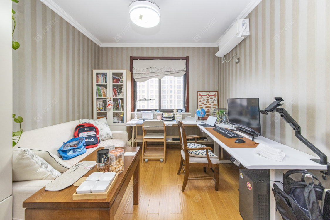 常州吾悦广场北区在售二手房源室内图_小牛看房