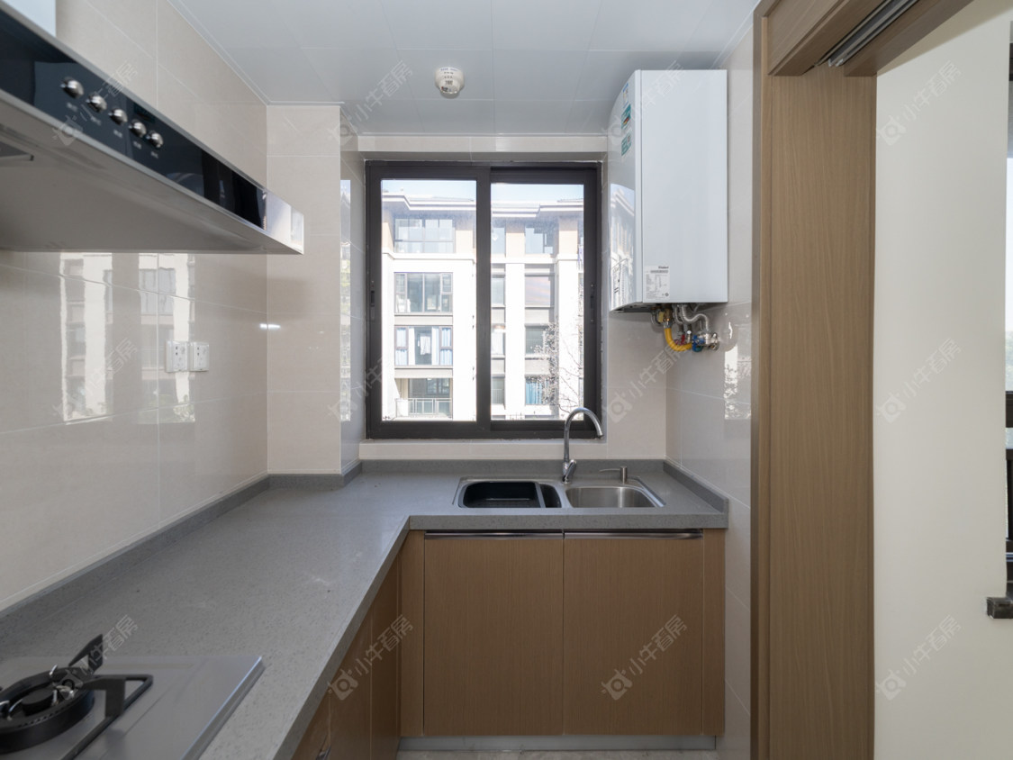 常州雅居乐山湖城湖畔小院在售二手房源室内图_小牛看房