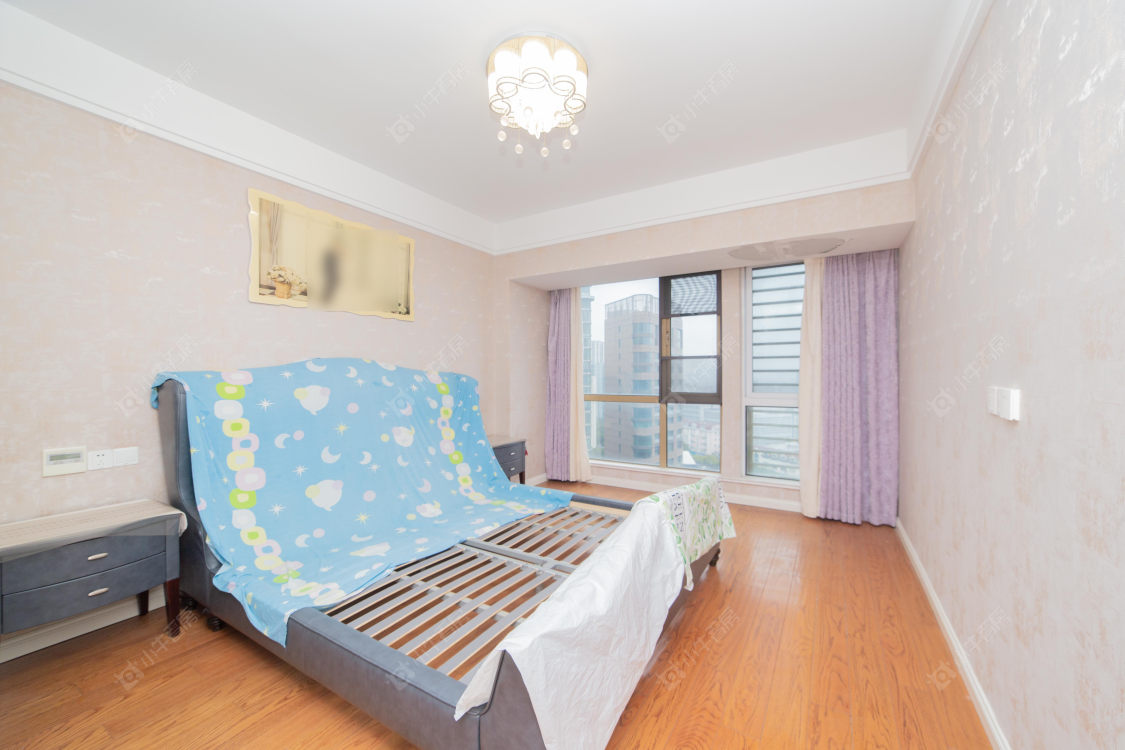 常州常发豪庭国际在售二手房源室内图_小牛看房