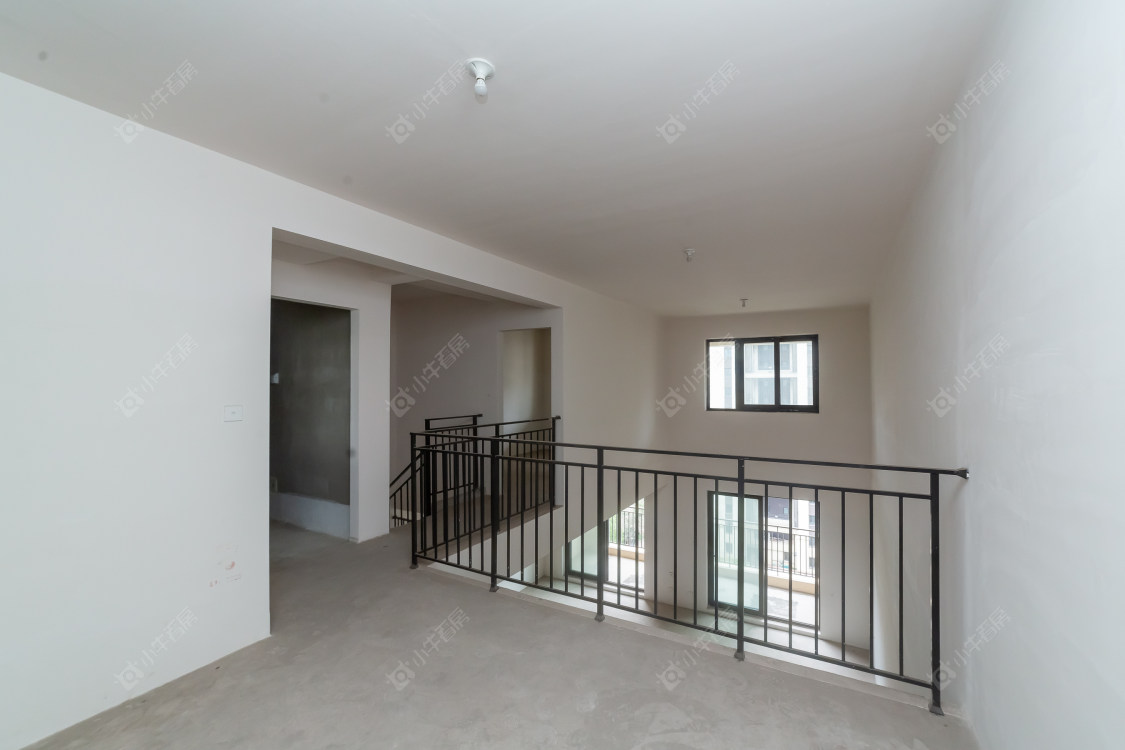 常州龙湖春江天玺在售二手房源室内图_小牛看房