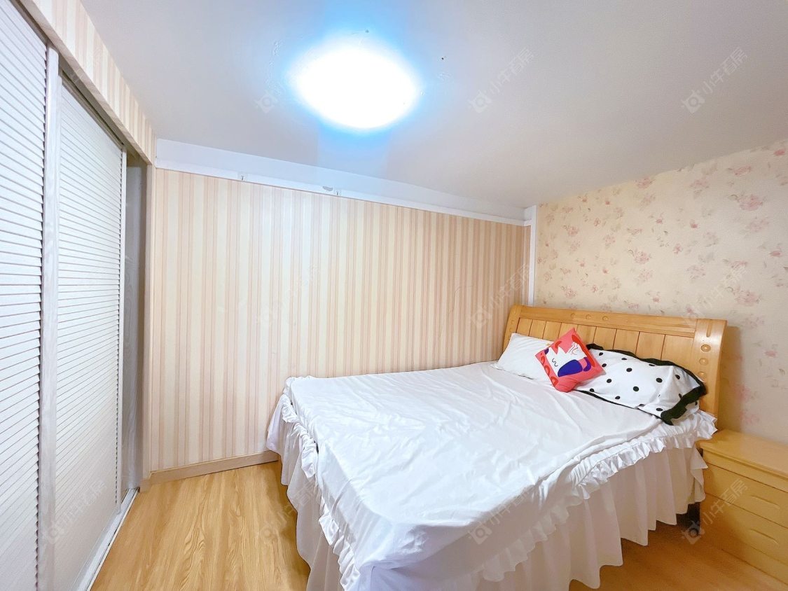 常州亚泰财富中心在租房源室内图_小牛看房