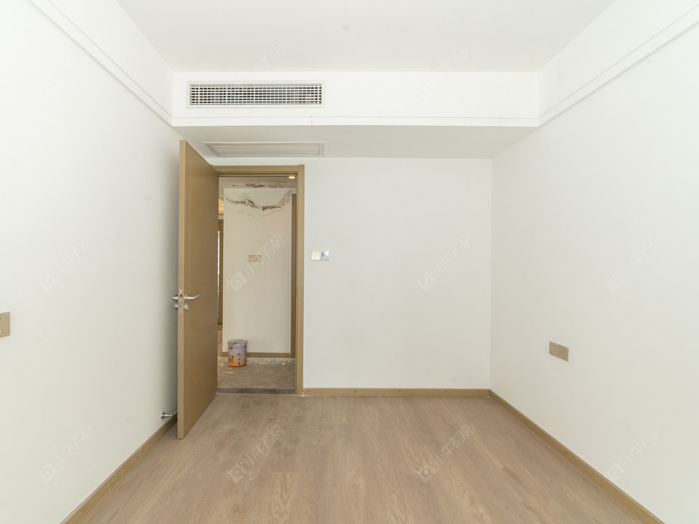 常州绿地香港名墩道在售二手房房源室内图_小牛看房