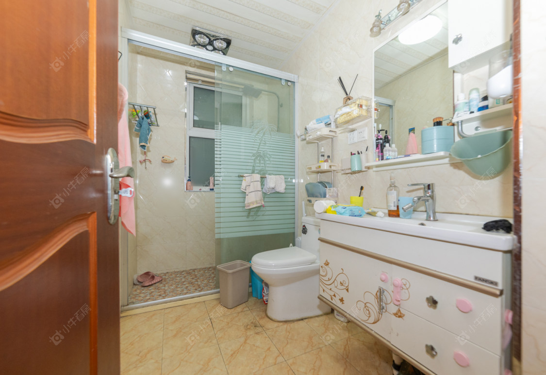 常州凤凰湖花园在售二手房源室内图_小牛看房