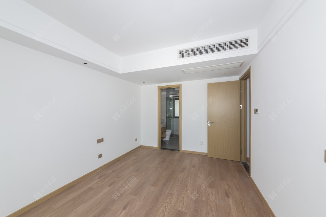 常州绿地香港名墩道在售二手房源室内图_小牛看房