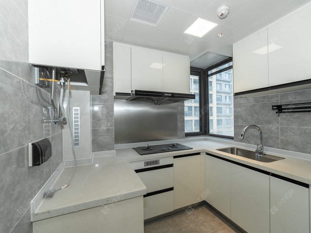 常州绿地香港名墩道在售二手房源室内图_小牛看房