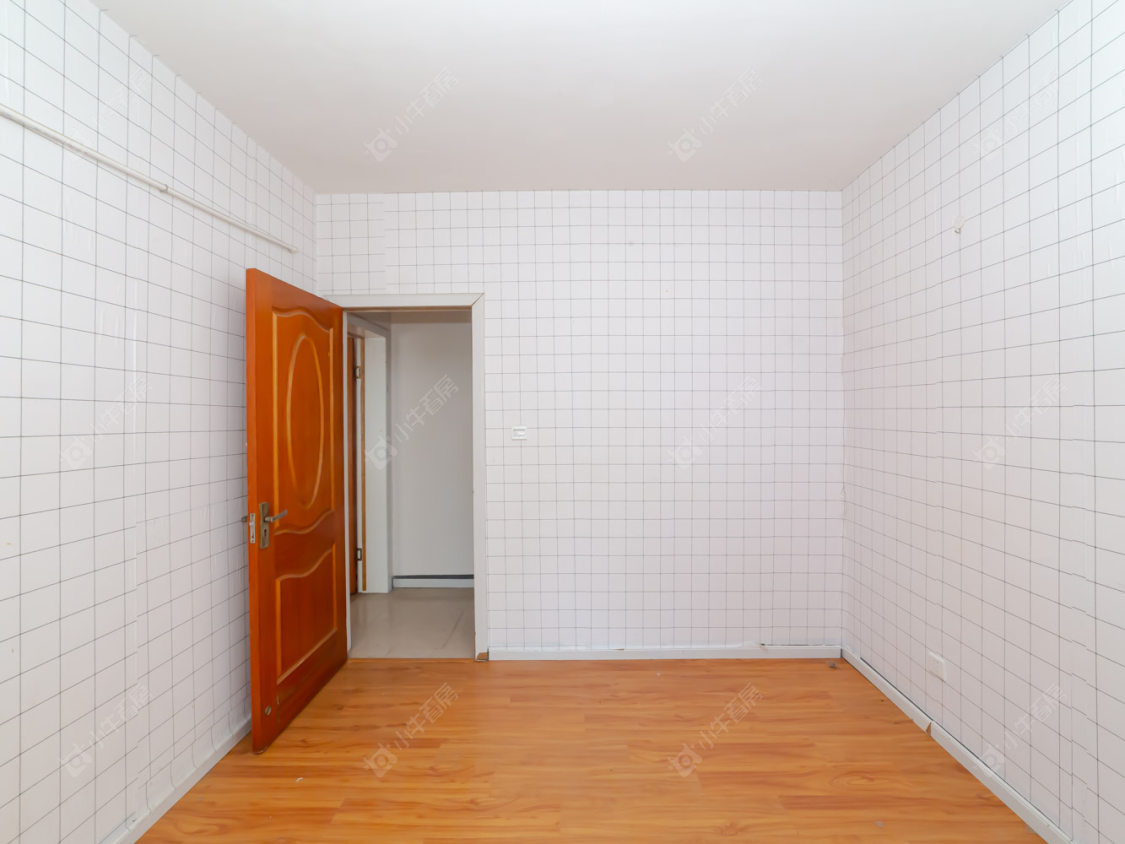 常州世茂香槟湖四期在售二手房源室内图_小牛看房