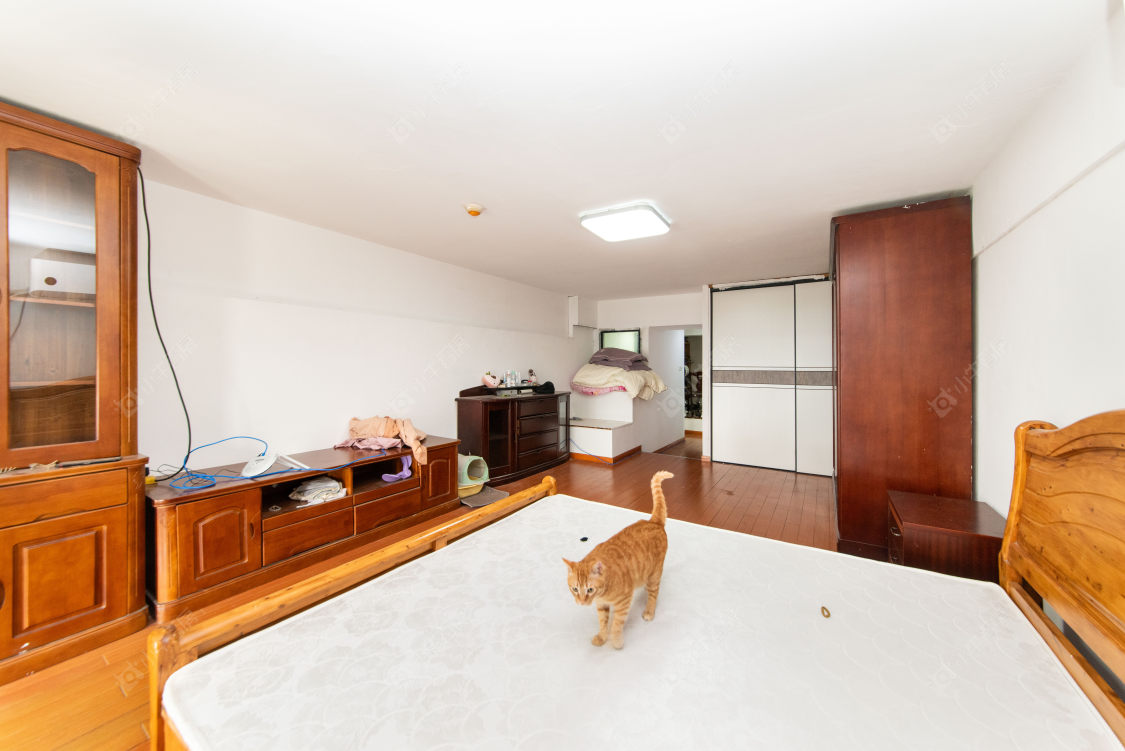 常州亚泰财富中心在售二手房源室内图_小牛看房