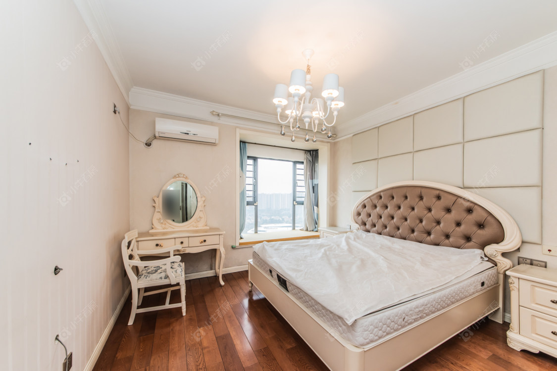 常州世茂香槟湖一期在售二手房源室内图_小牛看房