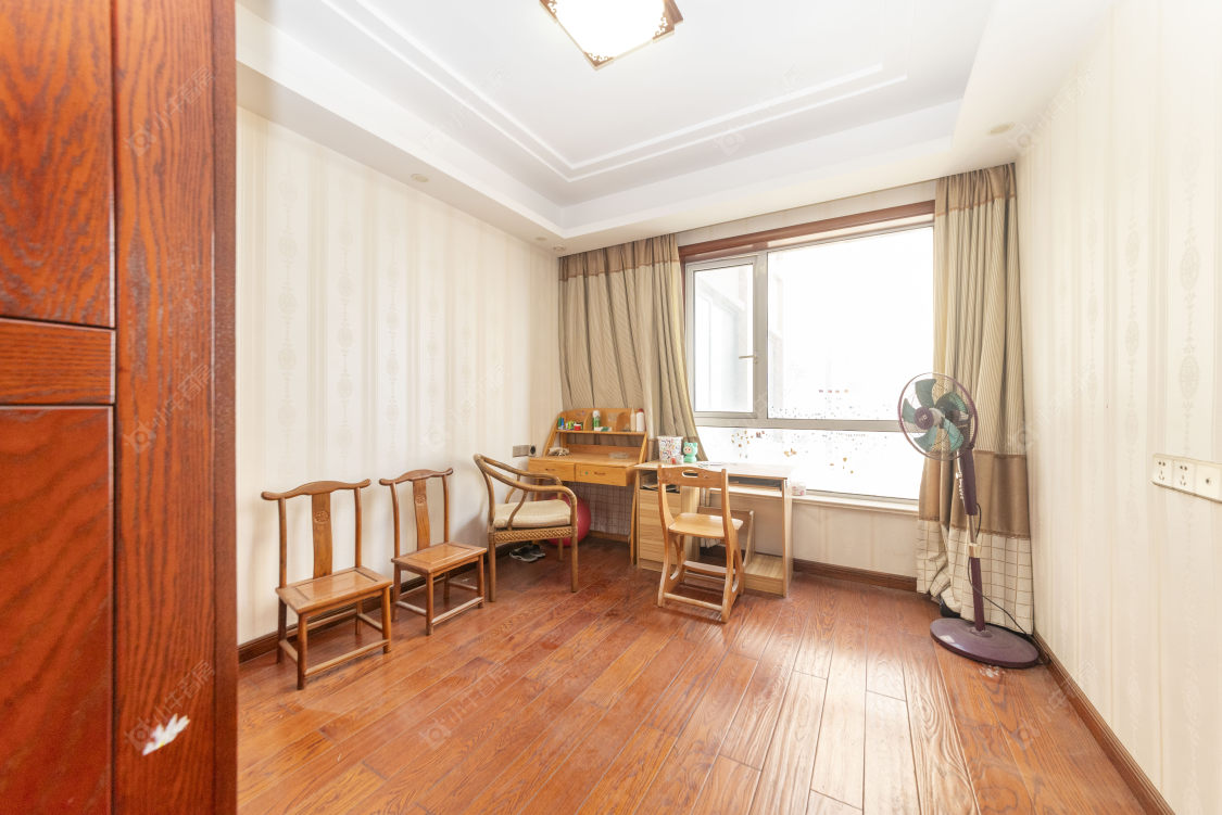 常州莱蒙城铂郡在售二手房源室内图_小牛看房