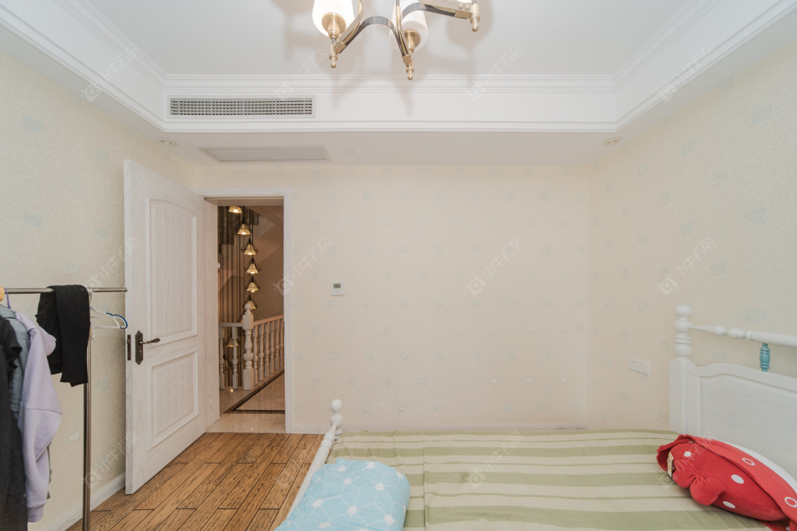 常州中海锦珑湾别墅区在售二手房源室内图_小牛看房