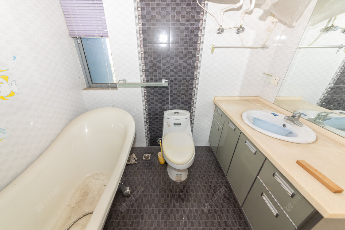 常州滨江明珠城东区在售二手房源室内图_小牛看房