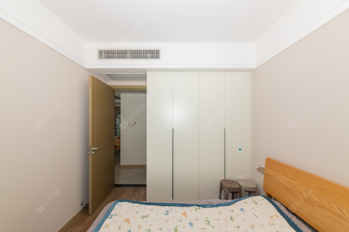 常州绿地香港名墩道在售二手房源室内图_小牛看房