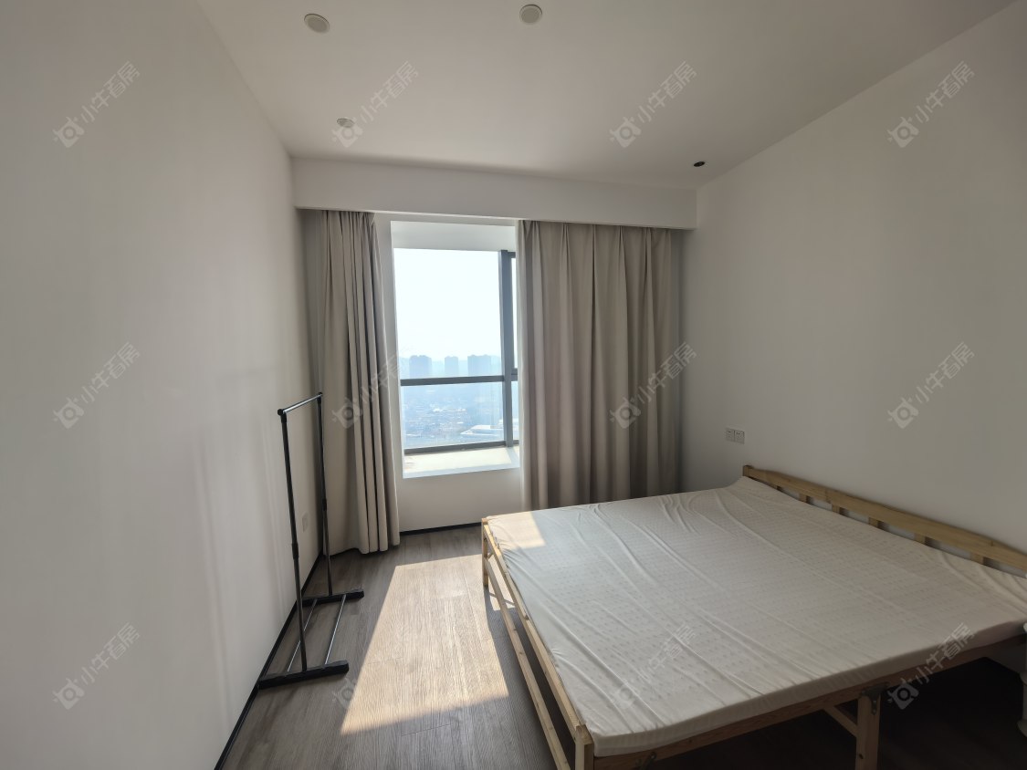 常州世茂香槟湖一期在租房源室内图_小牛看房