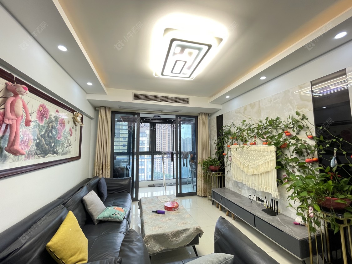 常州世茂香槟湖二期在租房源室内图_小牛看房