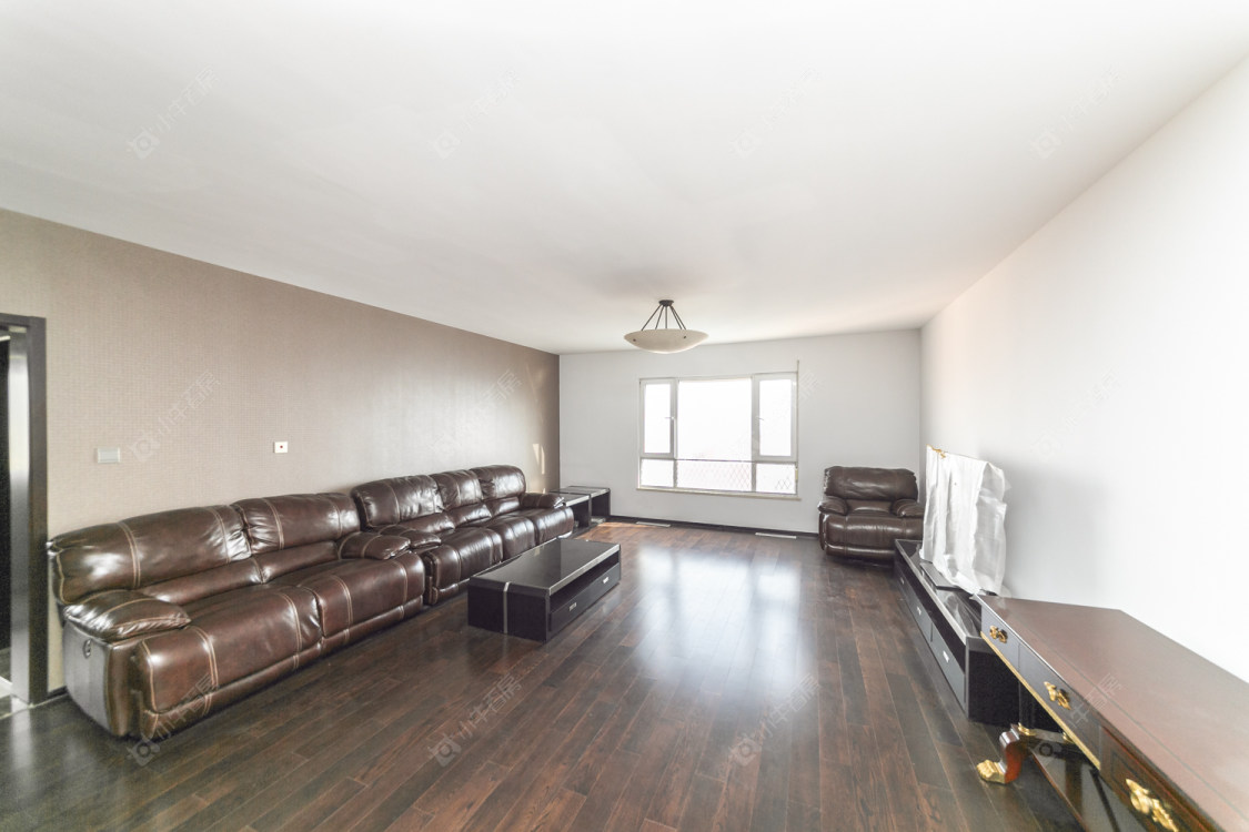 常州朗诗国际4室2厅2卫在售二手房房源图片