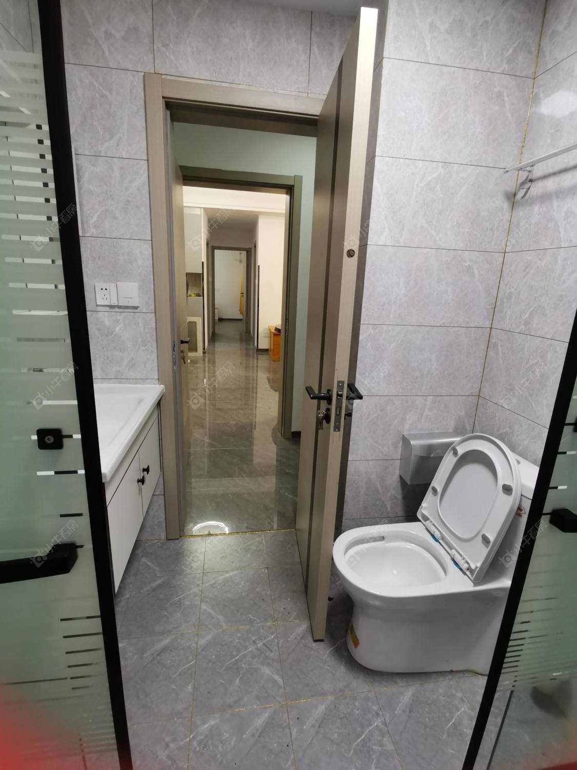 常州世茂香槟湖一期在租房源室内图_小牛看房