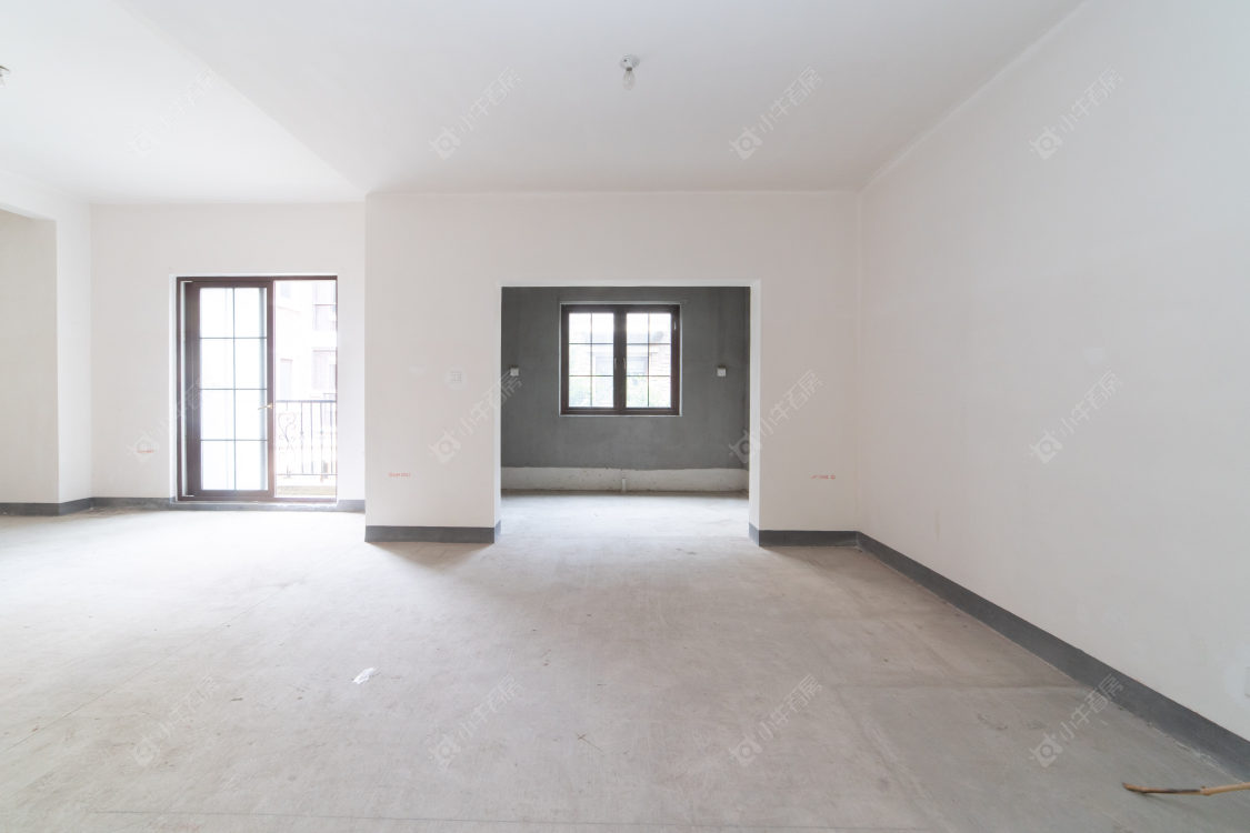 常州龙湖龙誉城别墅区5室3厅3卫在售二手房房源图片