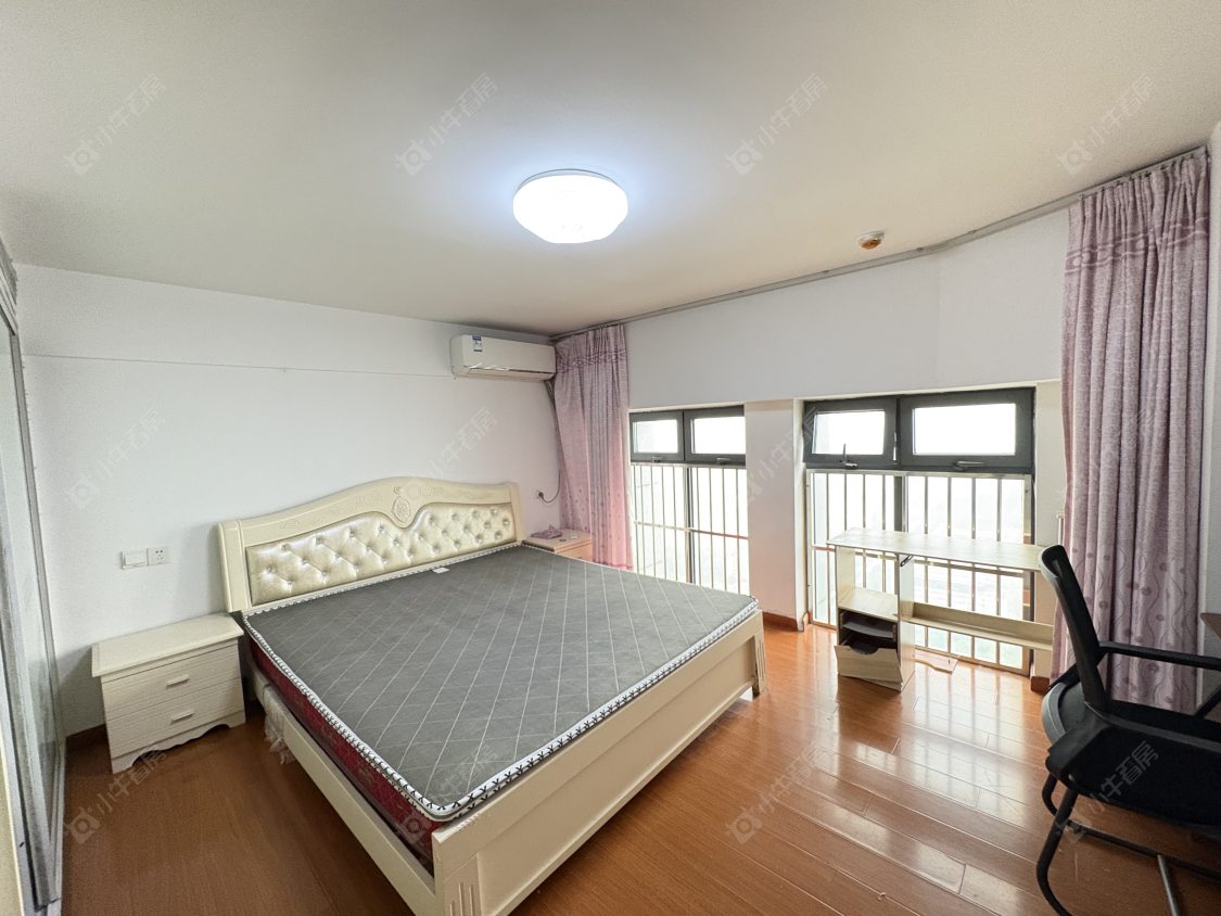 常州亚泰财富中心在租房源室内图_小牛看房