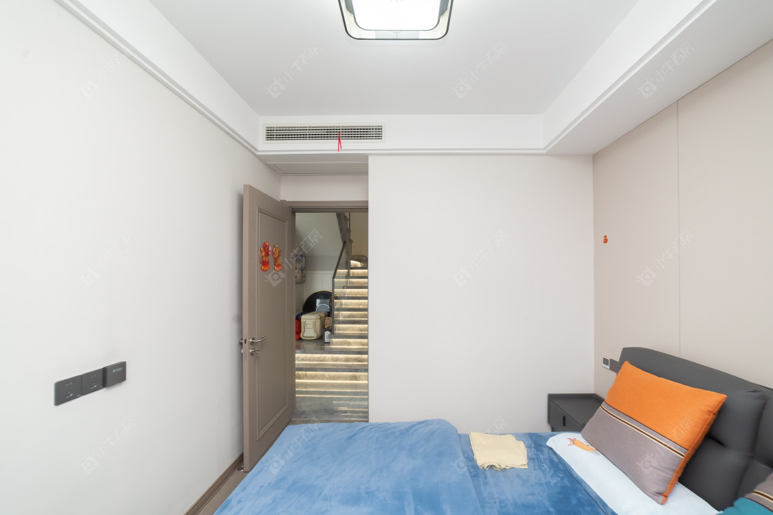 常州龙湖春江天玺在售二手房源室内图_小牛看房