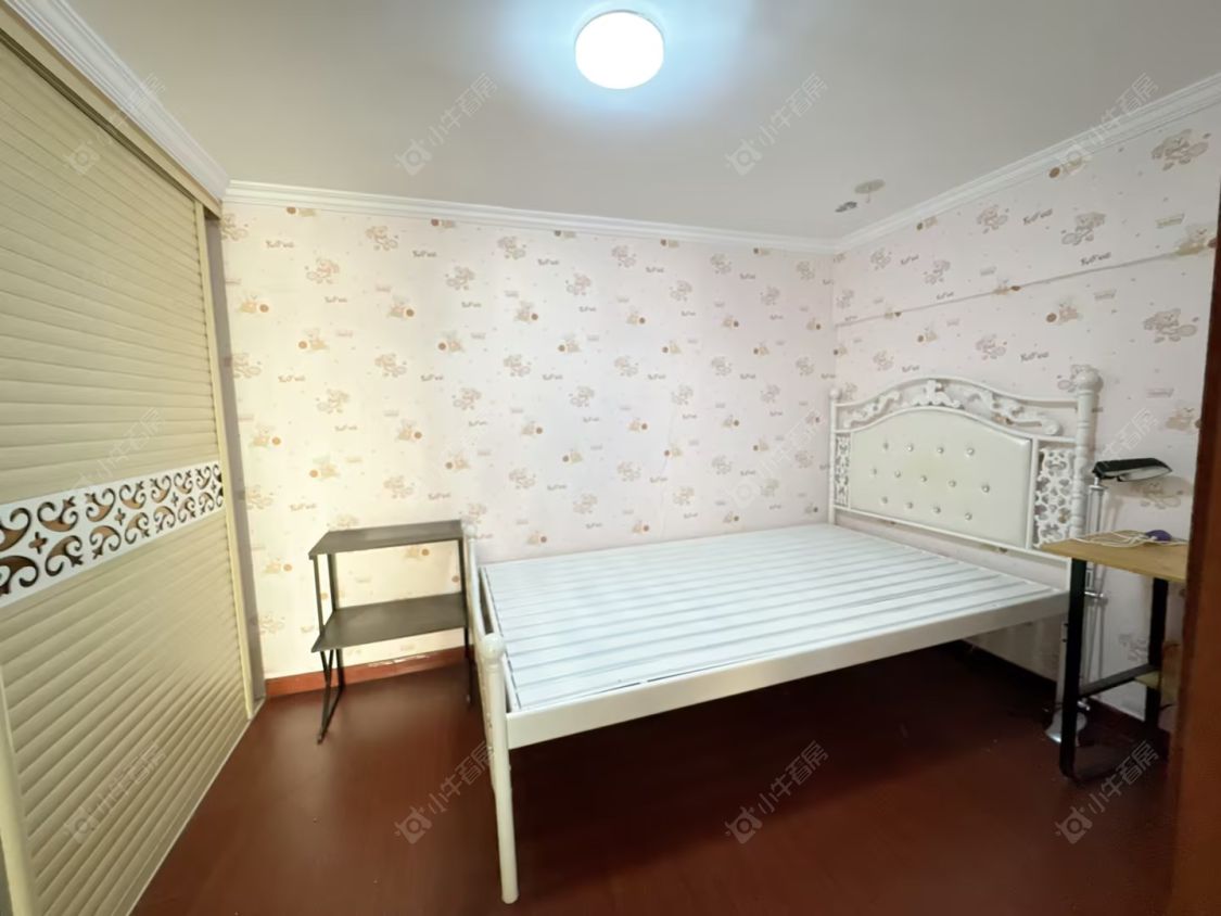 常州亚泰财富中心租房_小牛看房