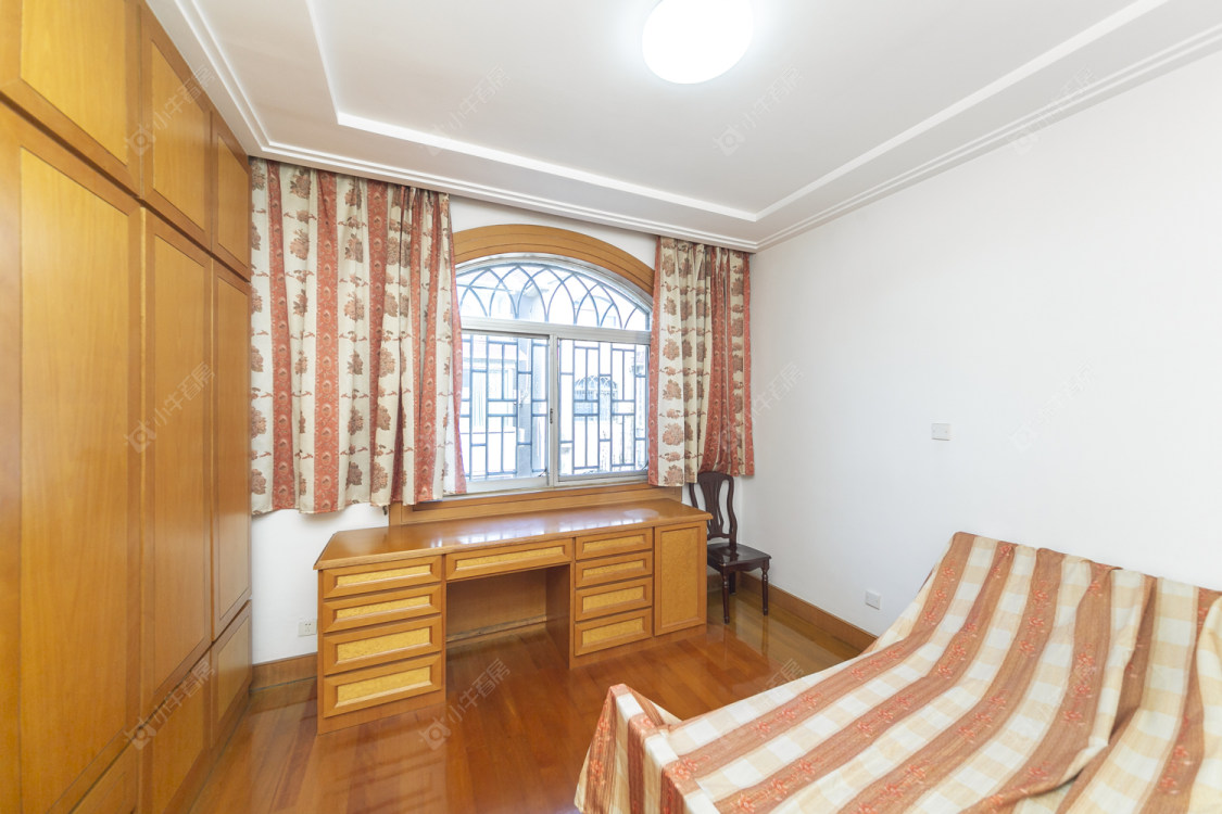 常州荆川村委8室2厅4卫在售二手房房源图片