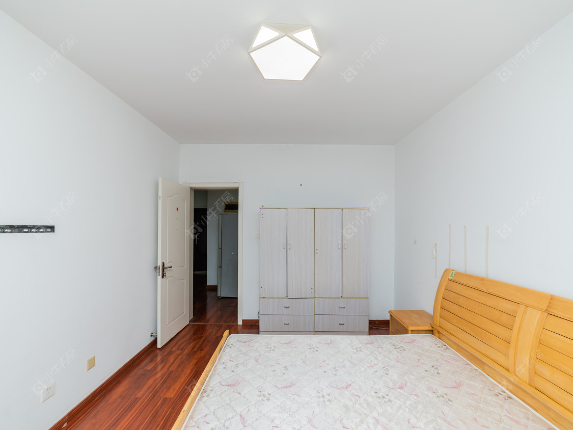 常州港龙紫荆城在售二手房源室内图_小牛看房