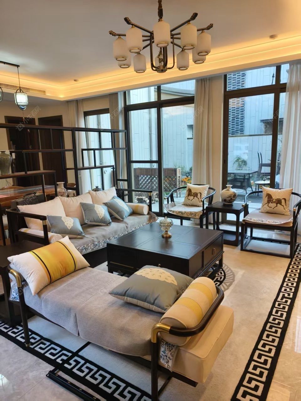 常州雅居乐山湖城湖畔小院在售二手房源室内图_小牛看房