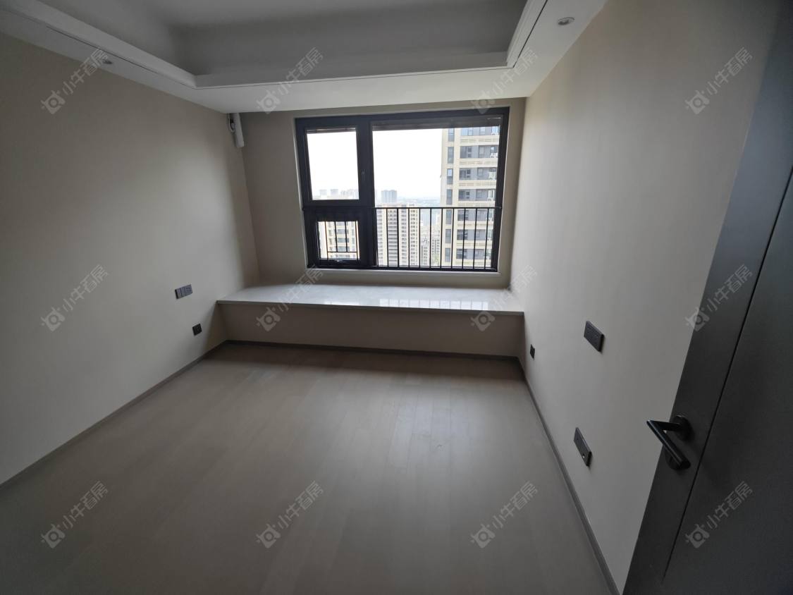 常州美的世茂云筑在租房源室内图_小牛看房