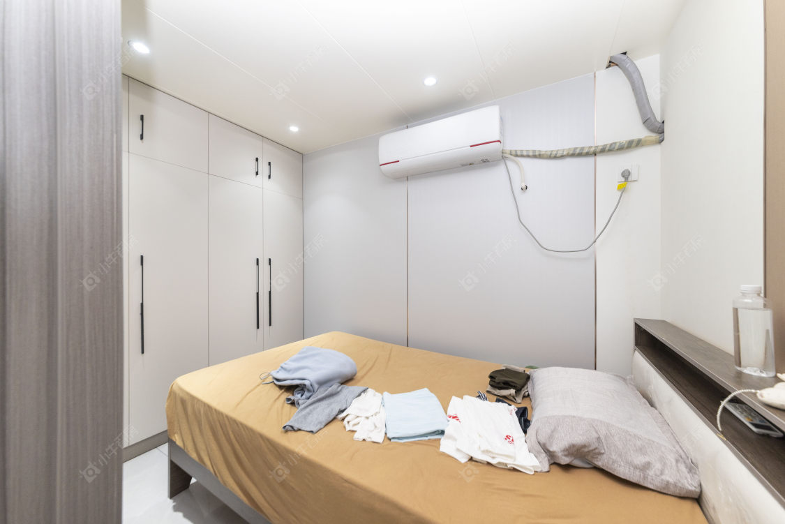 常州亚泰财富中心在售二手房源室内图_小牛看房