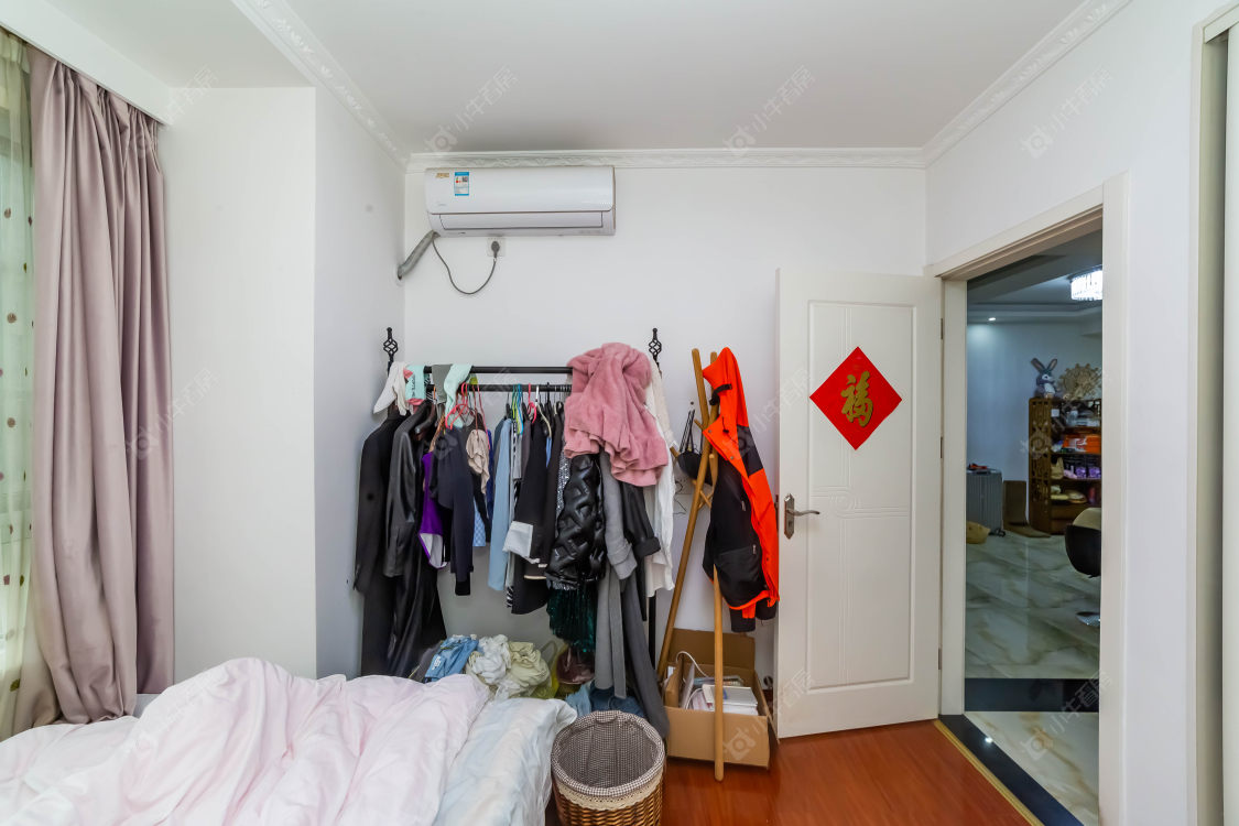 常州绿地世纪城三期在售二手房源室内图_小牛看房