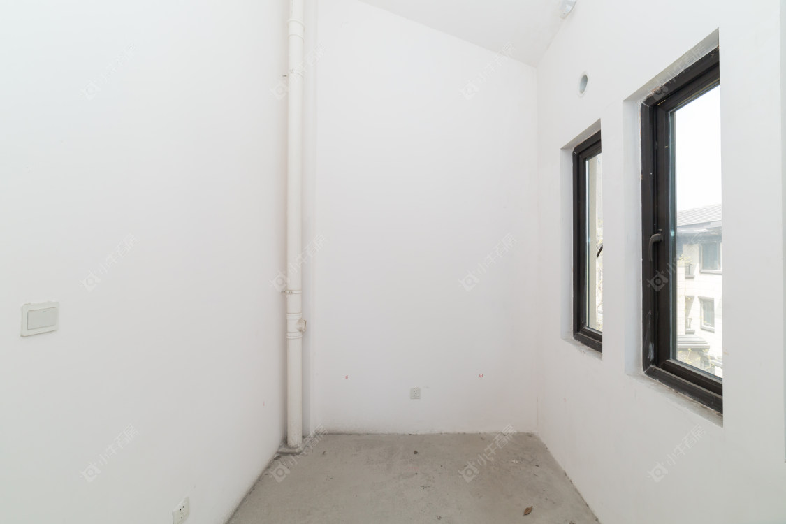常州御河湾别墅区在售二手房房源室内图_小牛看房
