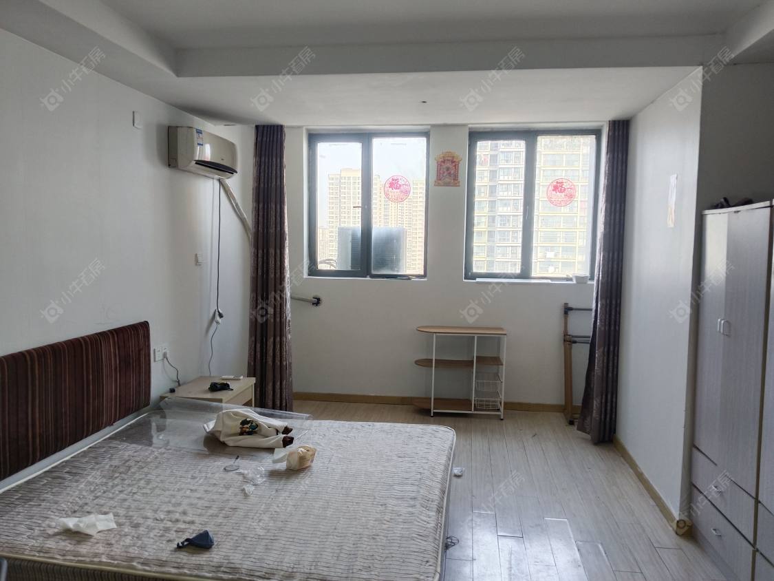 常州亚泰财富中心在租房源室内图_小牛看房