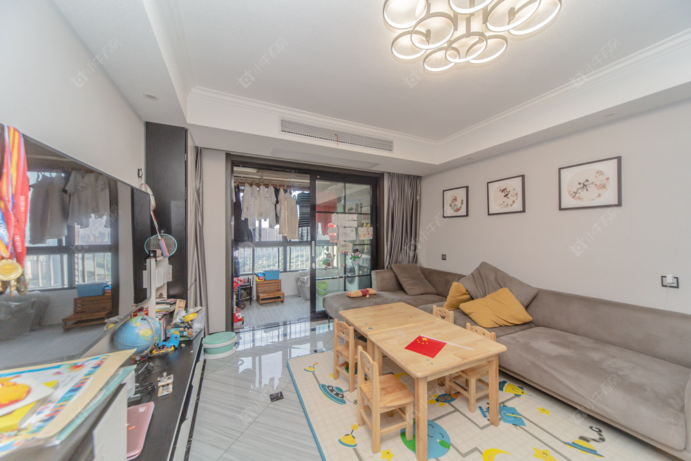 常州世茂香槟湖三期在售二手房源室内图_小牛看房