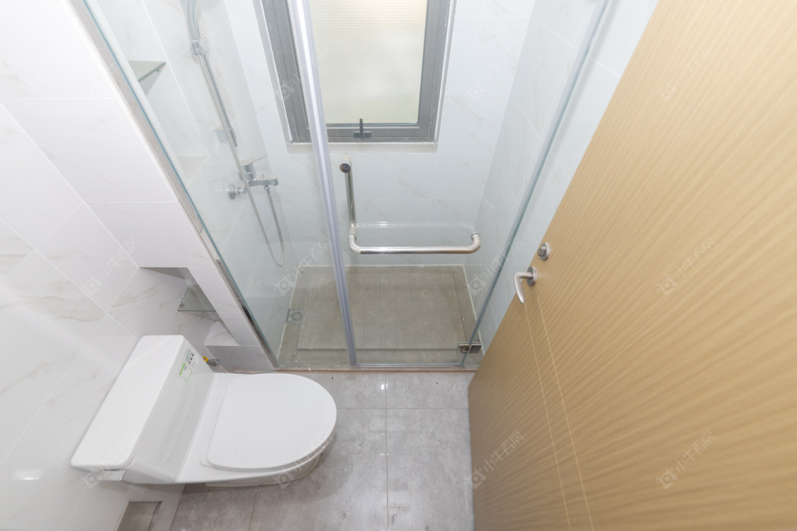 常州绿地香港名墩道在售二手房源室内图_小牛看房