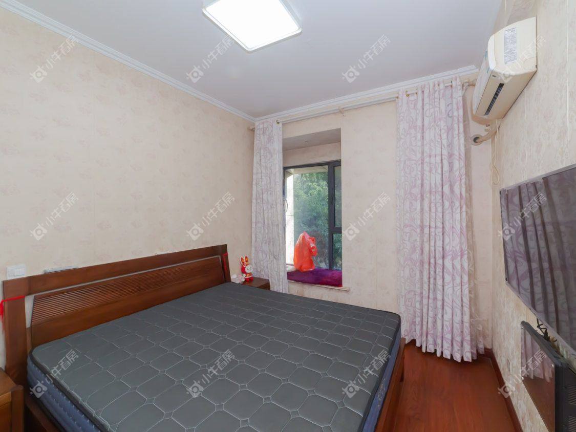 常州世茂香槟湖二期在租房源室内图_小牛看房