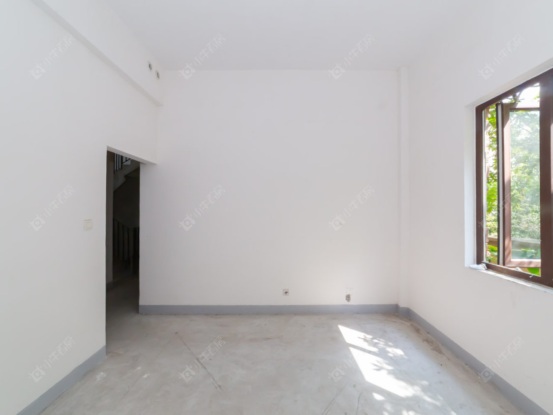 常州龙湖原山别墅区在售二手房源室内图_小牛看房