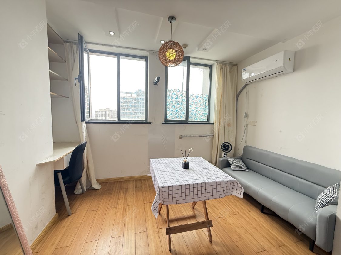 亚泰财富中心房源室内图 常州亚泰财富中心在租房源室内图_小牛看房