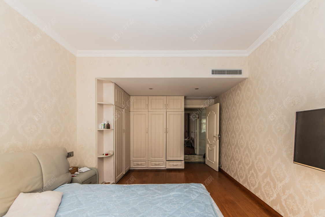 常州世茂香槟湖二期在售二手房源小区图_小牛看房