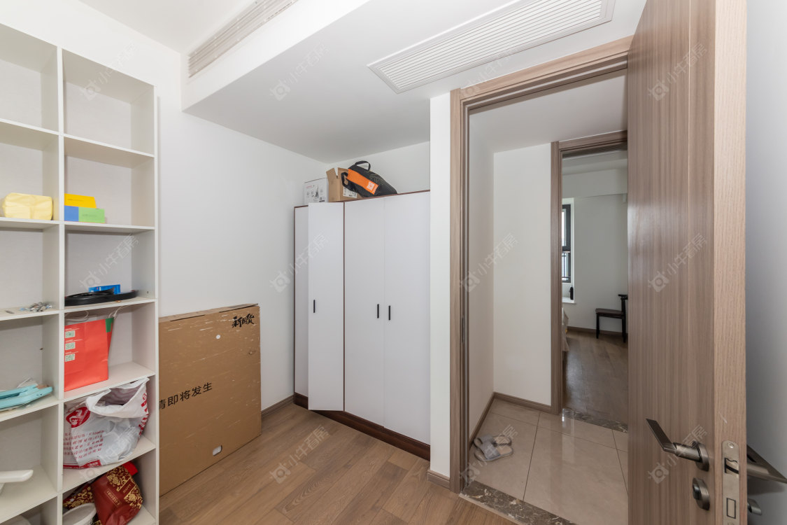 常州弘阳云峯在售二手房源室内图_小牛看房