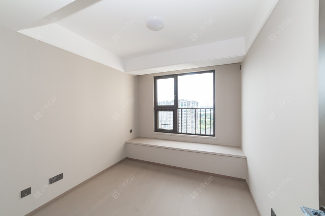 常州美的世茂云筑在售二手房源室内图_小牛看房