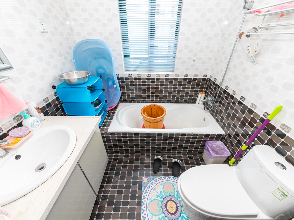 常州百馨西苑一二期在售二手房源室内图_小牛看房