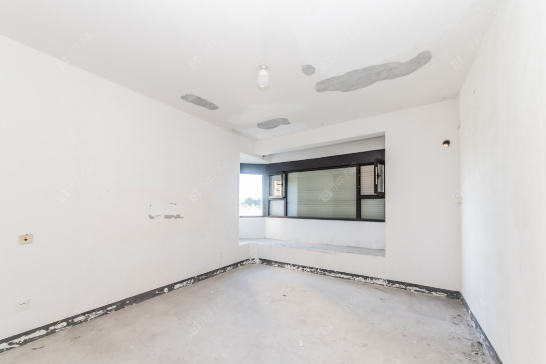 常州世茂香槟湖三期在售二手房源室内图_小牛看房