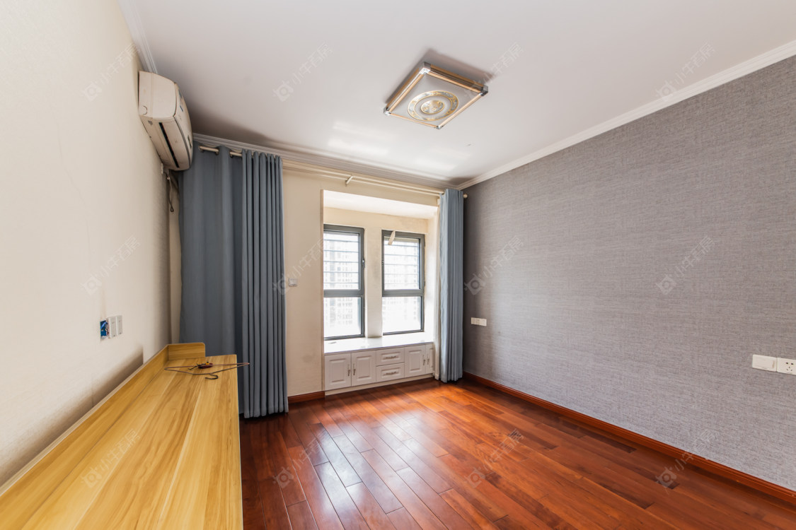 常州世茂香槟湖二期在售二手房源室内图_小牛看房