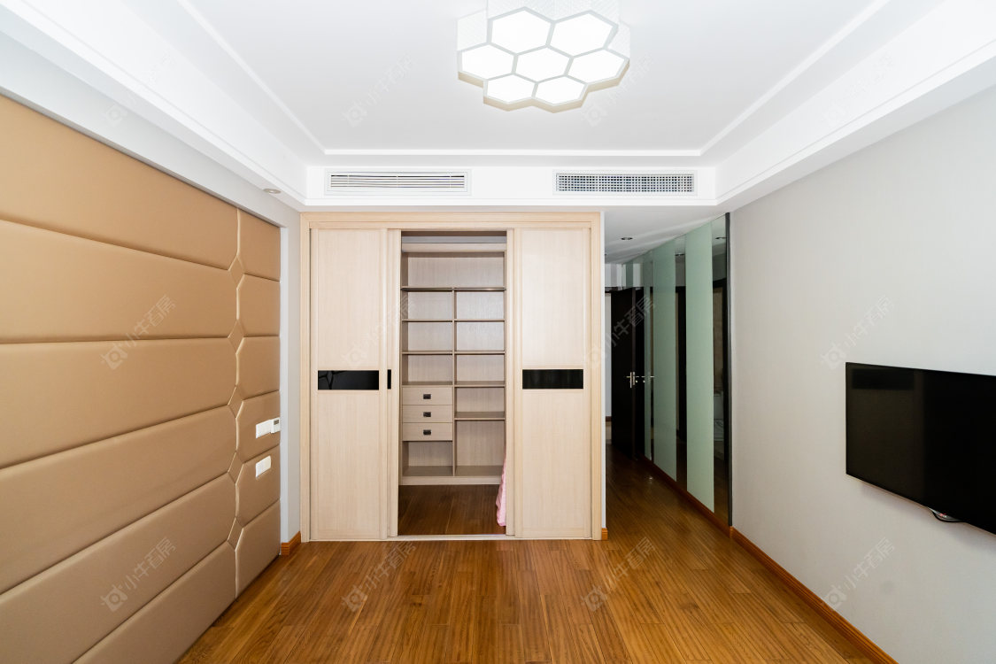 常州银河湾明苑二期在售二手房源室内图_小牛看房