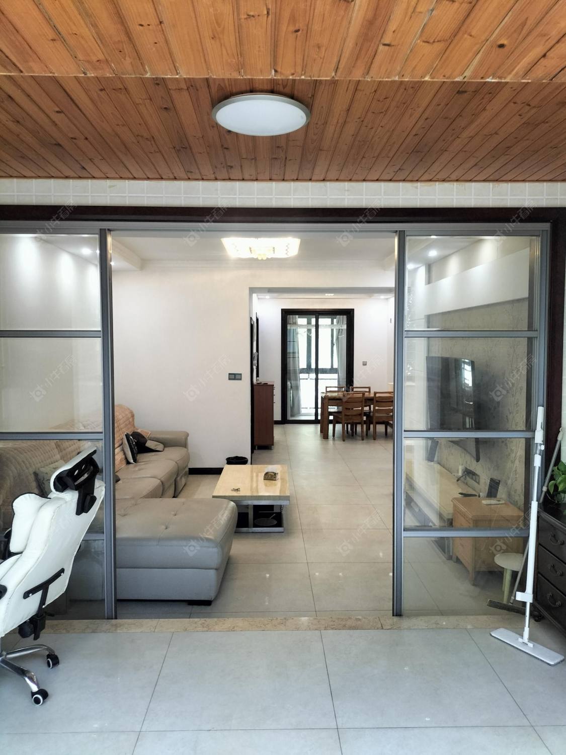 常州世茂香槟湖一期在租房源室内图_小牛看房