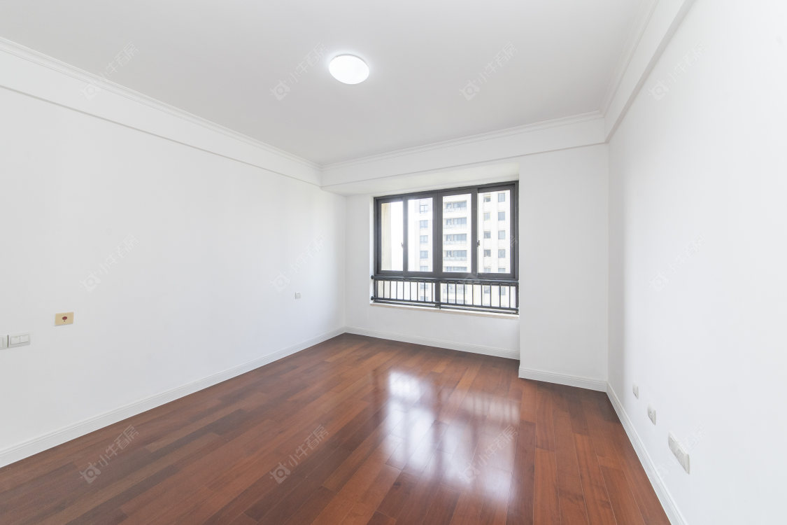 常州绿地峰云汇在售二手房源室内图_小牛看房